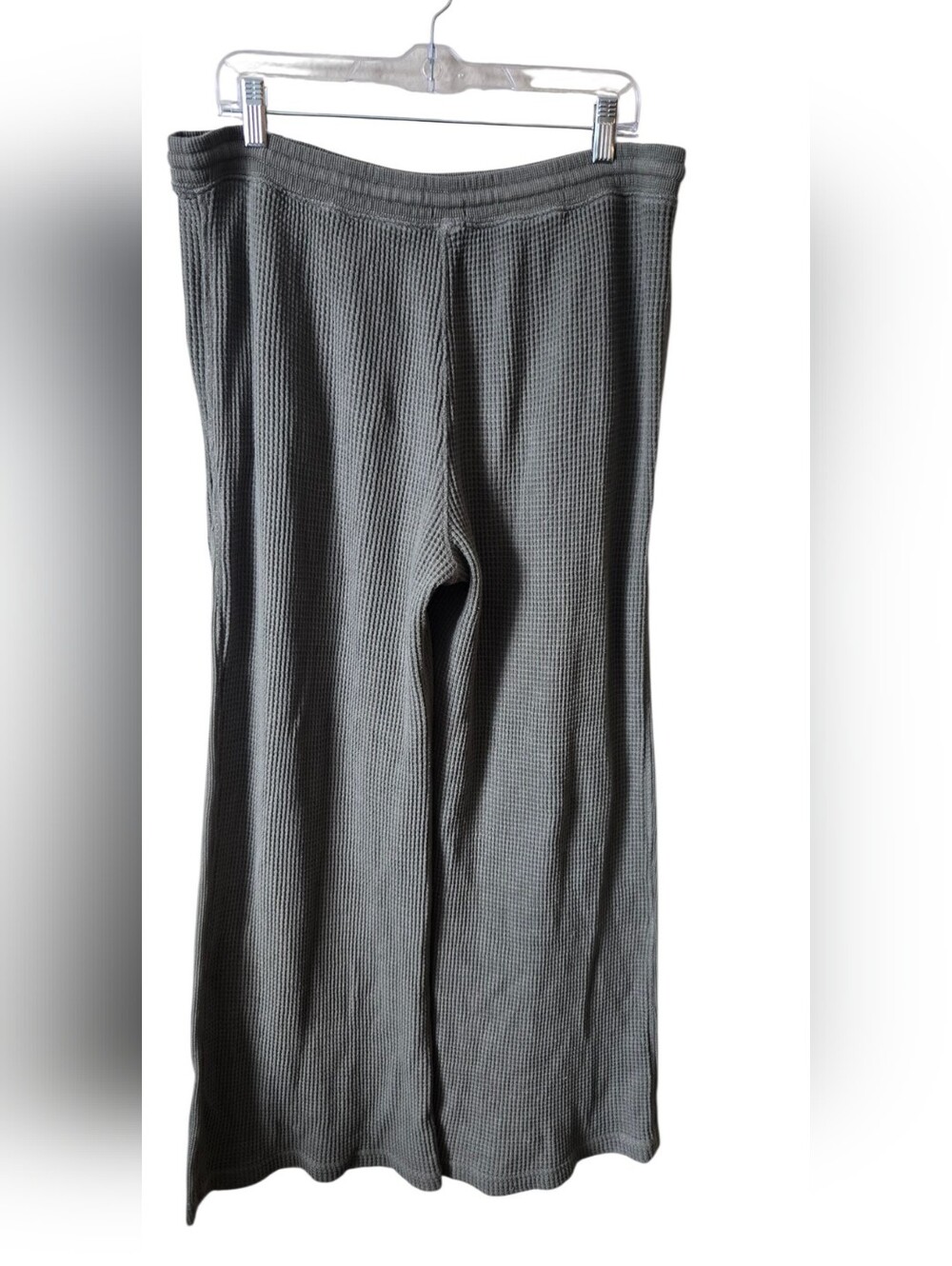 Aerie waffle knit wide leg lounge pants in size Large. Olive/sage green color wi - Picture 6 of 11
